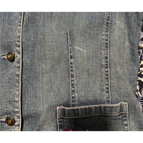 Denim Jacket with Floral Embroidery - Picture 8 of 10